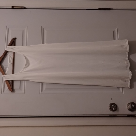 Dresses & Skirts - White Sheath Dress!